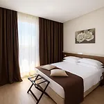 Отель Bellariva Feeling 3*
